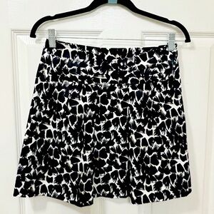 Forever Twenty-One Patterned Mini Skirt Bow Detail Exposed Zipper Pleated ⬛️🟫⬜️